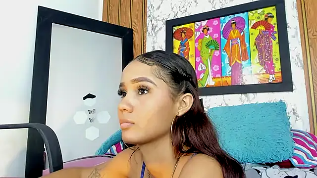MarianaManzur Chat XXX in diretta