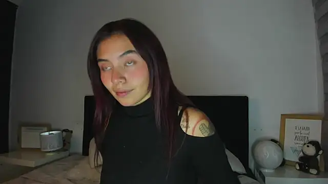 melanie_roux__ Chat XXX in diretta