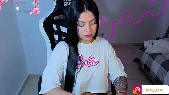 Victoryyy_ Adlı Modelin Canlı XXX Sohbeti