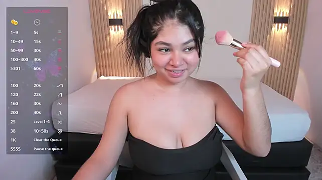 MilaHeat1's Live XXX Chat