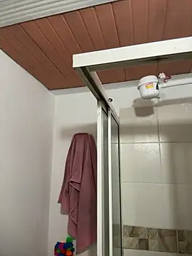 Pokazy przed kamerką – Karim_mansur