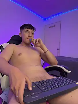 Chat XXX en directo de OLIVER_K