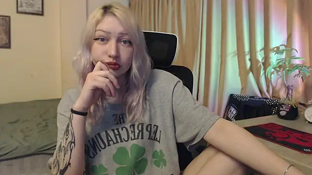 Emily_hardcore's Live XXX Chat