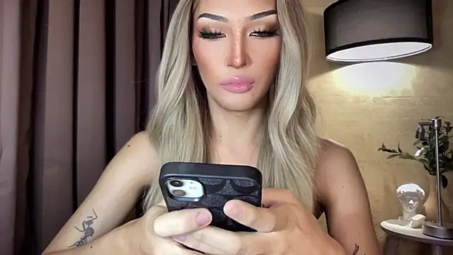 Alicegreenexx – webcam-show