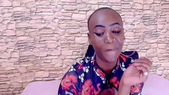دردشة EbonyOlive69 الجنسية المباشرة