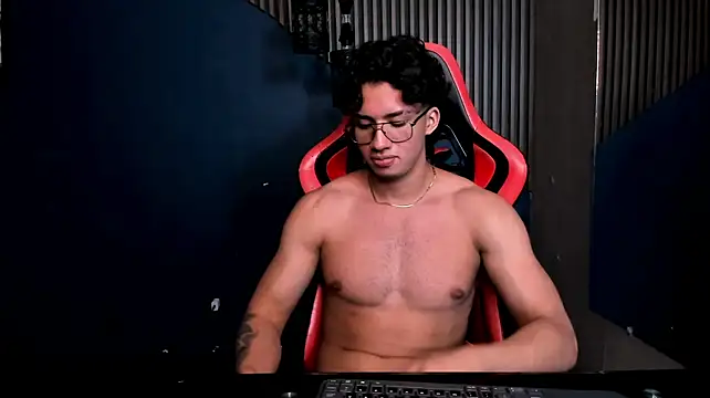 Онлайн чат XXX Axxel_Muscle
