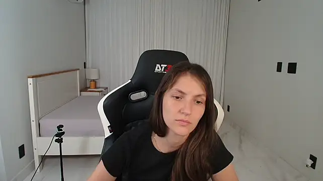 upssnowy's Live XXX Chat