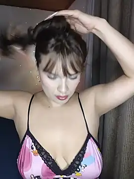 Valeria888 网络视讯表演