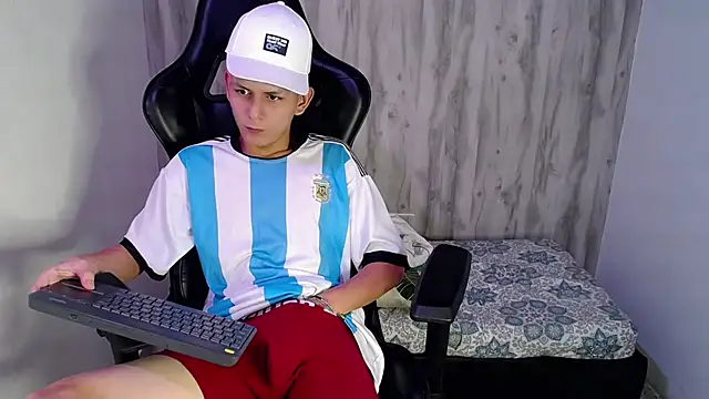 Chat +18 de Hot_athletes_ ao vivo