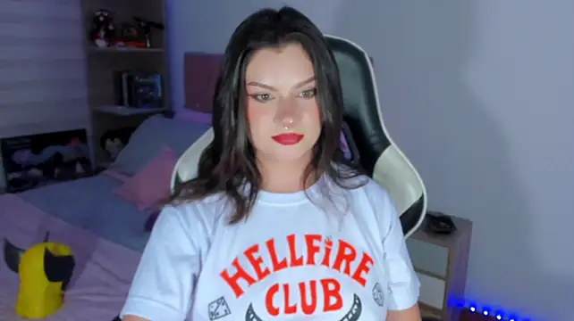Chatroom XXX en direct de OphelianaRose33