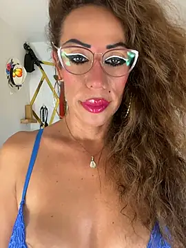 YOURSDEBORA Webcam show