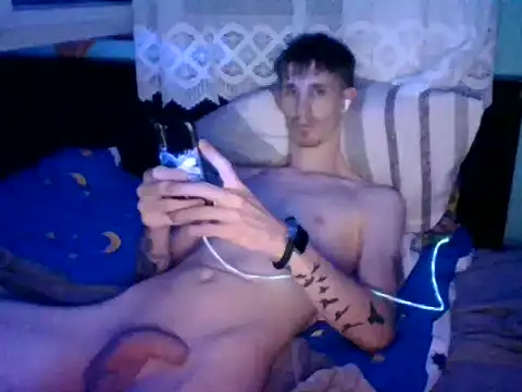 Piiitt28 Show in webcam