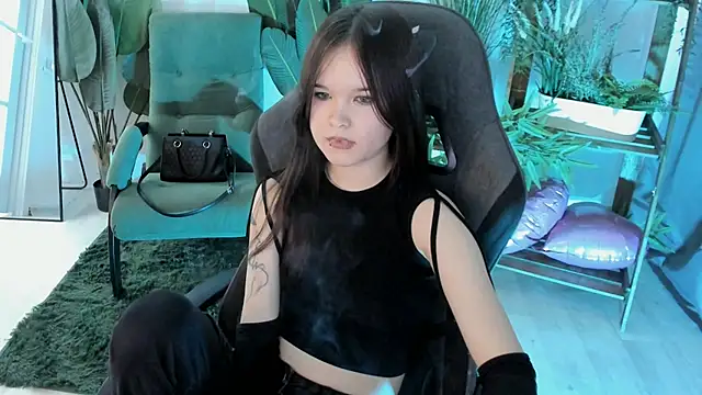 Elainebeness' Live XXX Chat