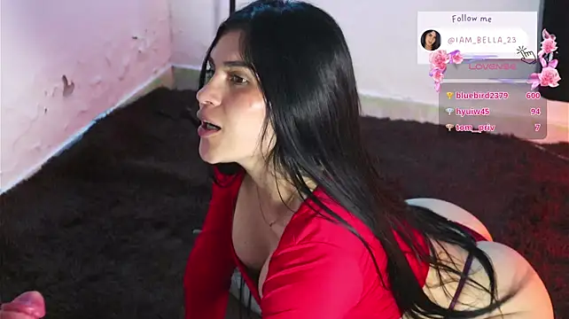 yourtoybella's Live XXX Chat