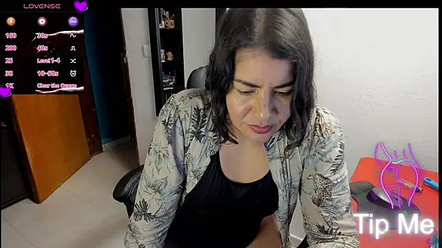 Chatroom XXX en direct de peanut_tangerine