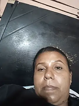 hotblack-2 Chat XXX live