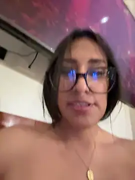Chatroom XXX en direct de AleFantasy000001Peru