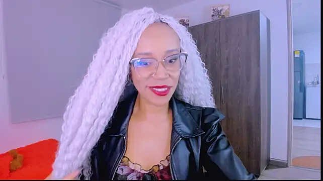 Chatroom XXX en direct de ScarlettMalbec
