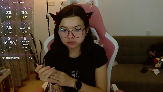 azumiichan XXX чат на живо