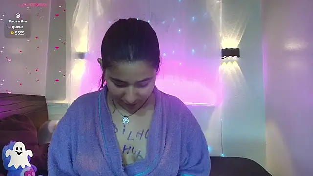 دردشة Inari_Joness الجنسية المباشرة