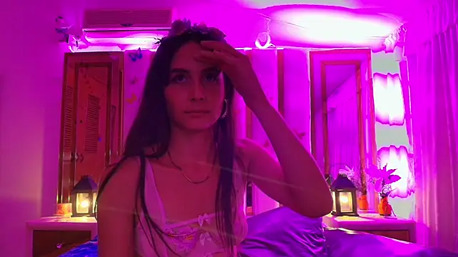 AmeliaRousse Adlı Modelin Canlı XXX Sohbeti