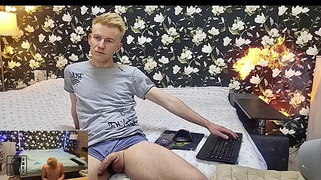 Vuitton Live XXX-chat