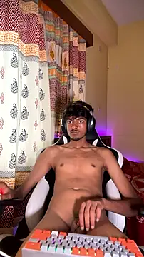 צ'אט XXX בשידור חי של GunSlay