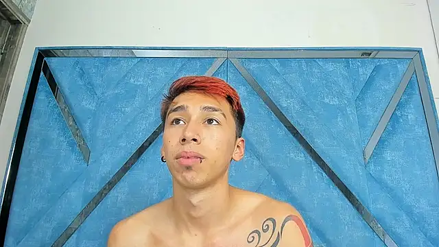 Chat XXX ao vivo de LexxyAndAres