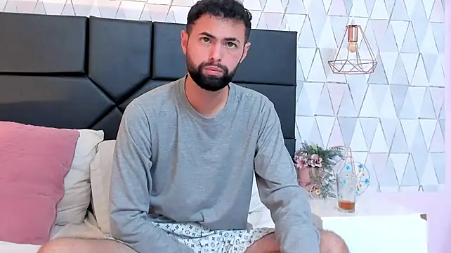 AndrewCrooss Live XXX-chat