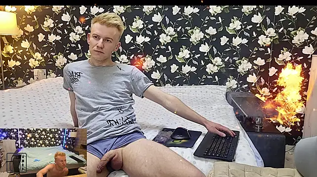 Vuitton Live XXX-Chat