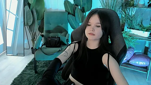 Elainebeness' Live XXX Chat