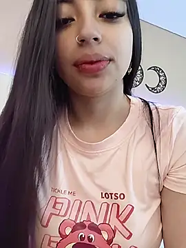 Chat +18 de Melody__blake ao vivo