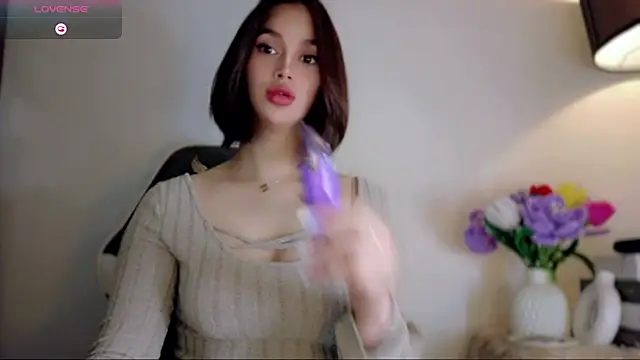 دردشة Anna_HollyDoll الجنسية المباشرة