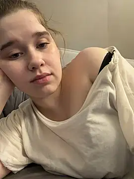 HornyGirlH – Kamerová šou