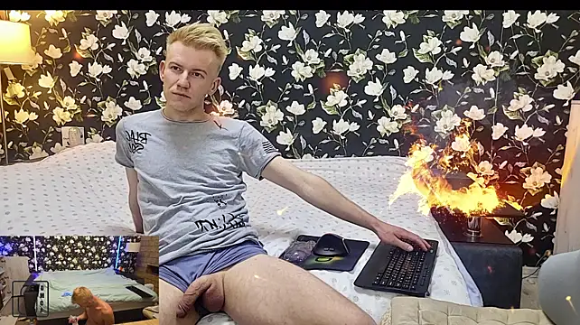 XXX chat uživo modela Vuitton