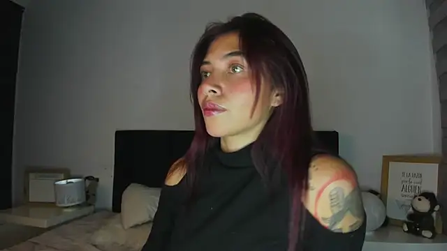 melanie_roux__ Chat XXX in diretta