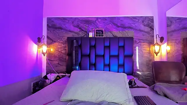 Adrian_Wolf's Webcam Show