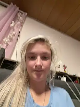 Viviluu_Offiziell 라이브 XXX 채팅