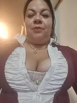 Chat +18 de Charlott-1 ao vivo