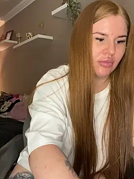 Chat +18 de Mochii_26 ao vivo
