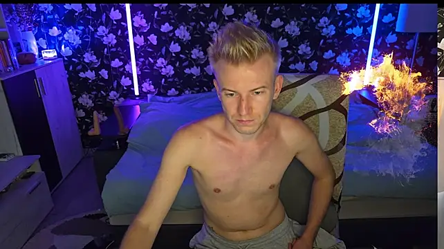 Vuitton Show Webcam