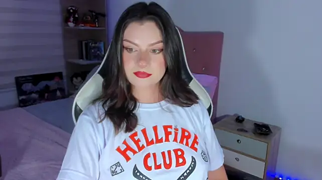 Chatroom XXX en direct de OphelianaRose33