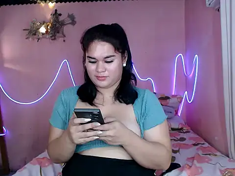 imTHICK_Rebbecca's Webcam Show