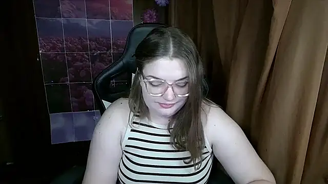 Chat XXX Live Teasing_Dora