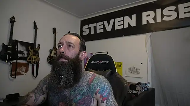 Chatroom XXX en direct de StevenRiseNYC
