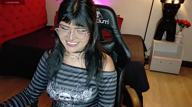 Chatroom XXX en direct de _Selene_Moon