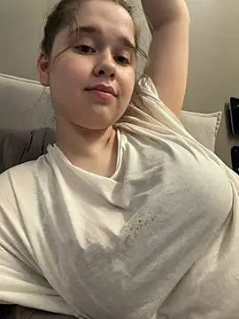 HornyGirlH Webcam-Show