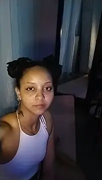 MIlan333Xn Live XXX chat
