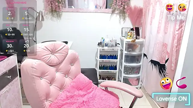 titsbiglovers' Live XXX Chat