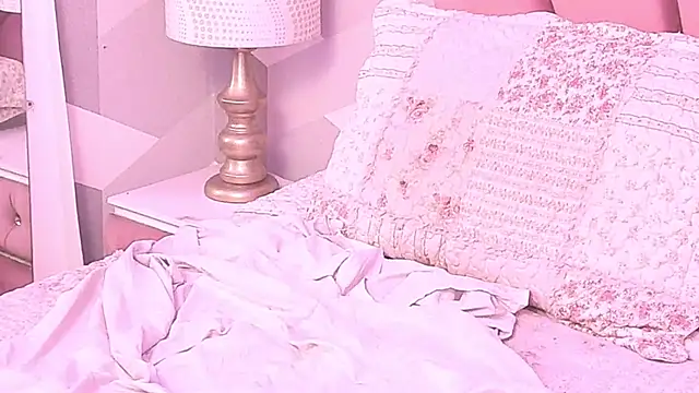 KylieMonnett Webcam show